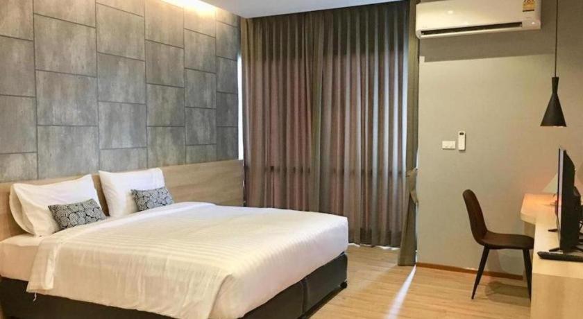 サンズ ホテル Ratchaburi エクステリア 写真